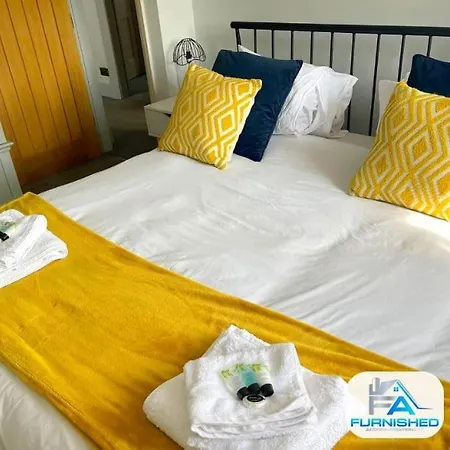 Apartment Penthouse - - Parking Harrogate