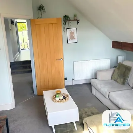 Penthouse - - Parking Apartment Harrogate